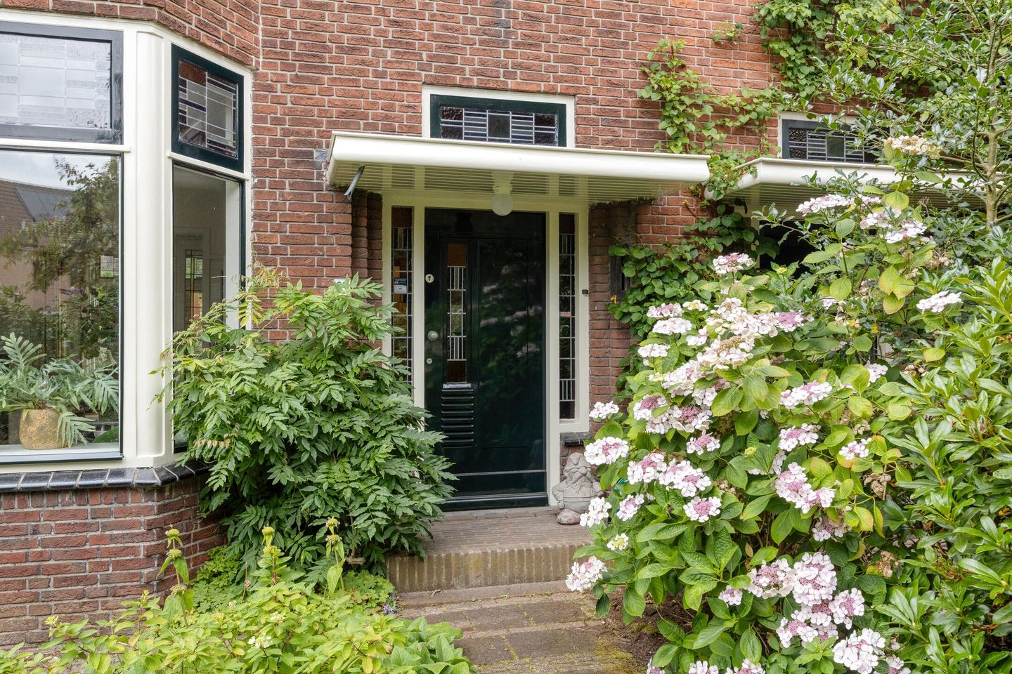 Photo 5 of Oranje Nassaulaan 25