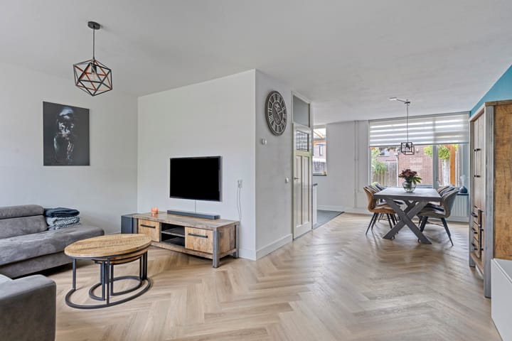 Foto 5 van Genhoes 10