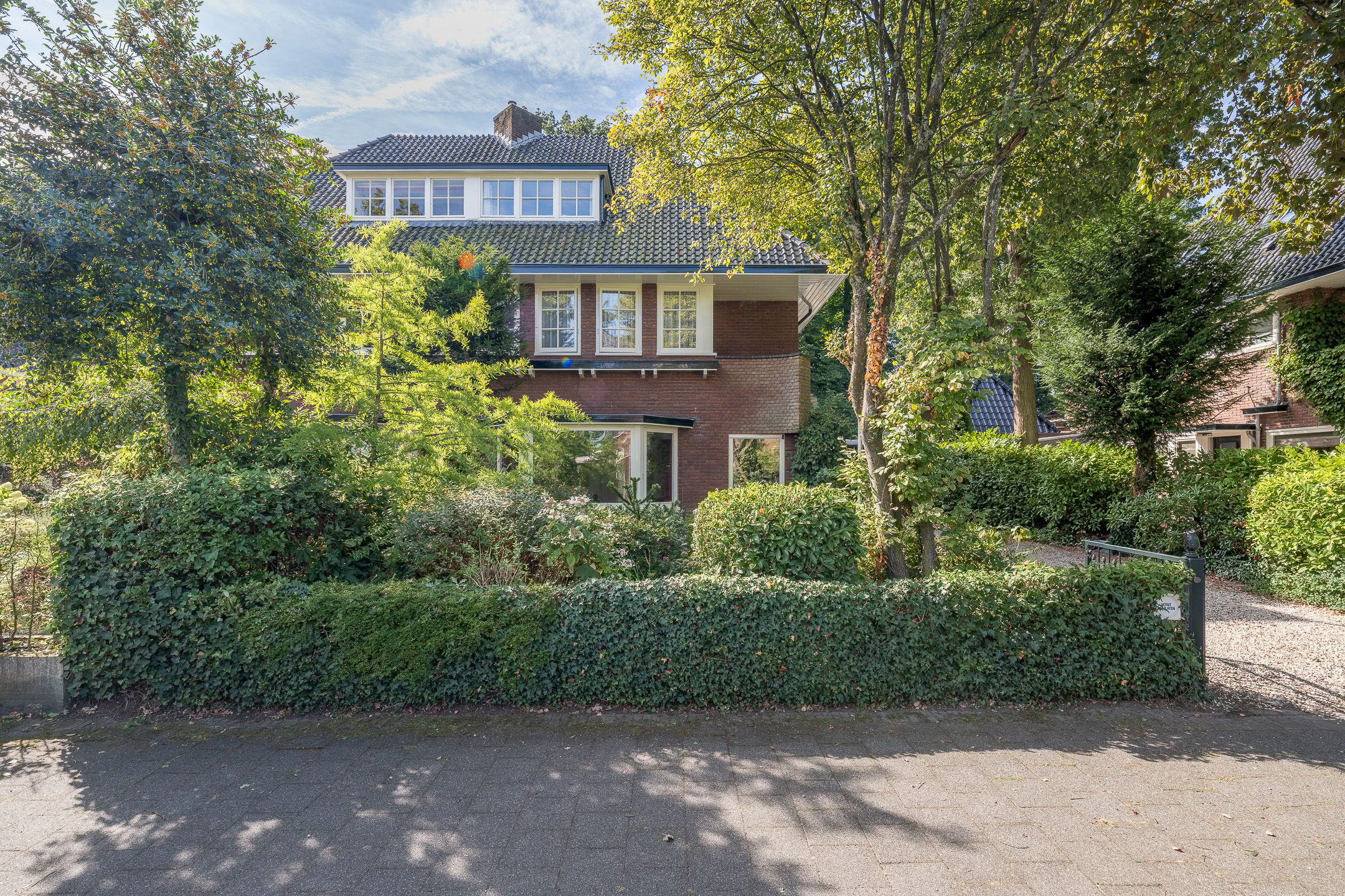 Foto 45 van Burgemeester Gülcherlaan 11