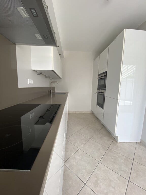 Photo 9 of van Halllaan 13