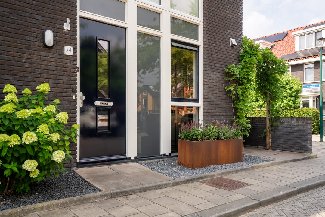 Foto 2 van Viswater 74