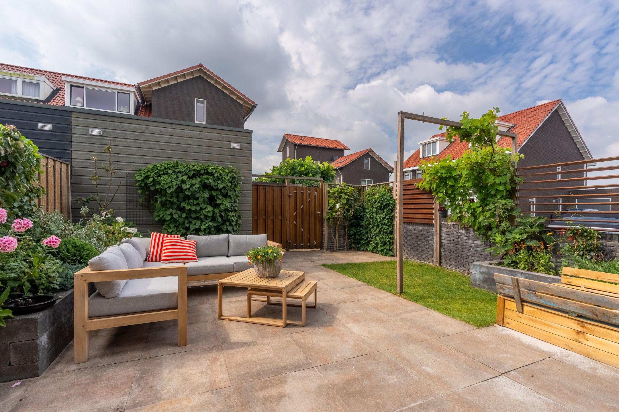 Foto 15 van Viswater 74