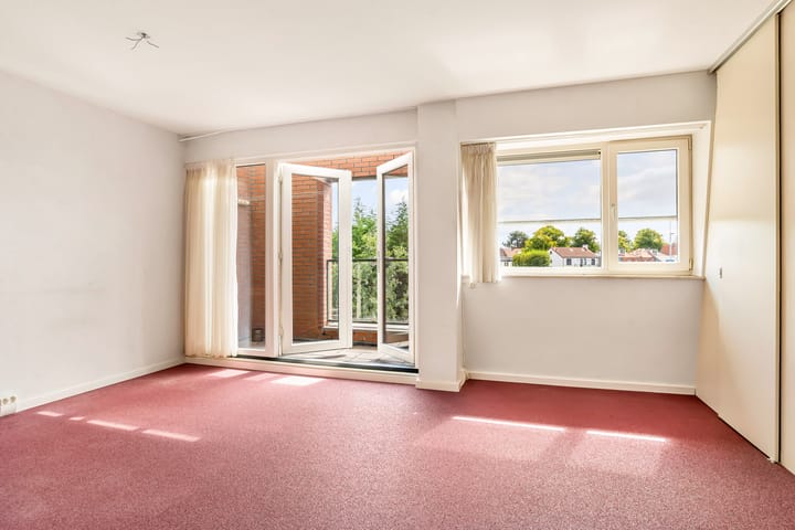 Photo 35 of Overbildtweg 25