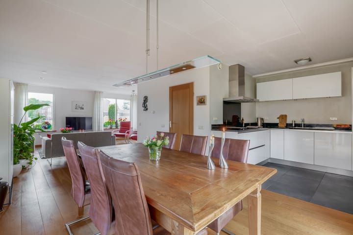 Foto 3 van Uitgang 8-B