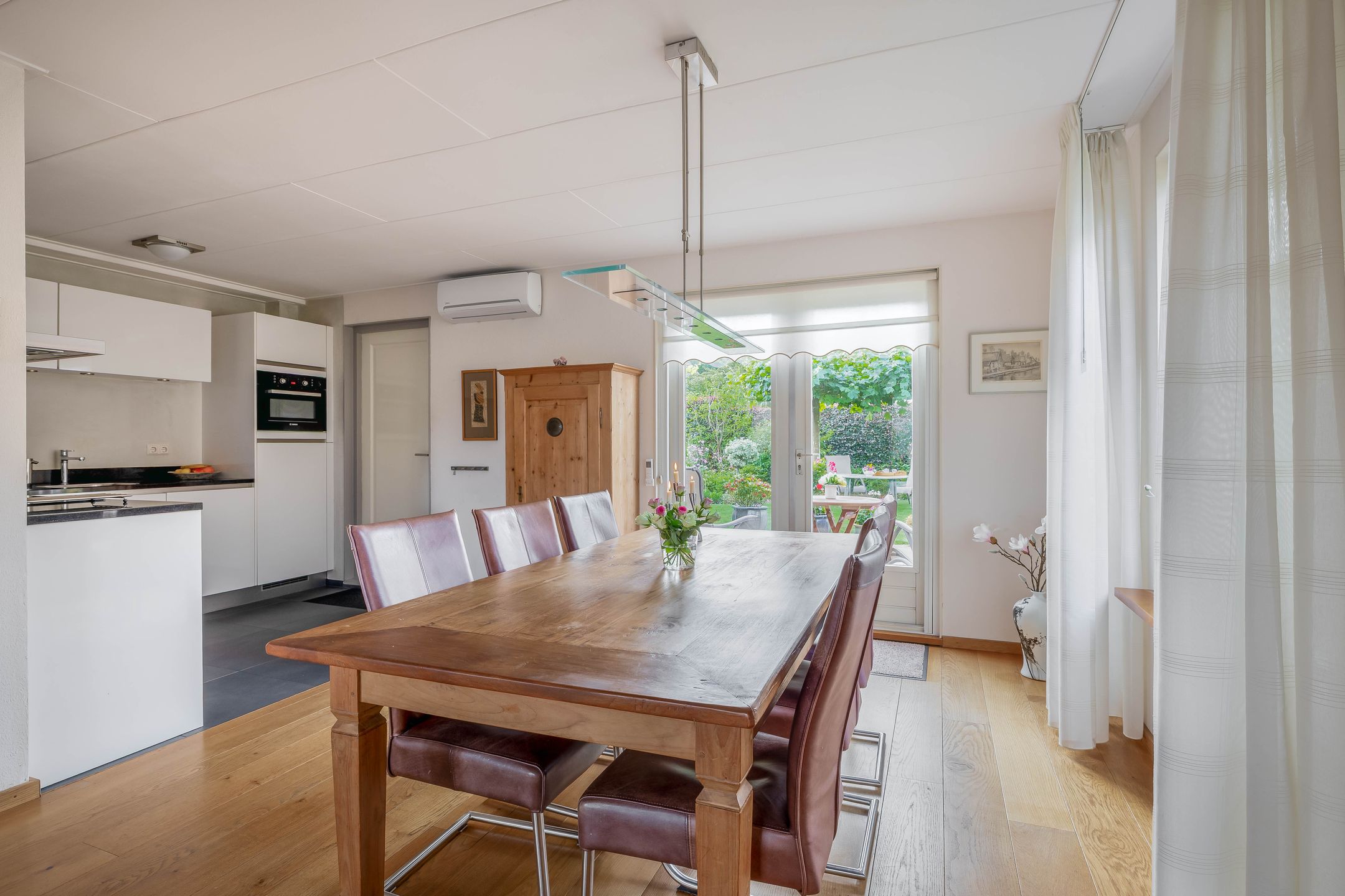 Foto 15 van Uitgang 8-B