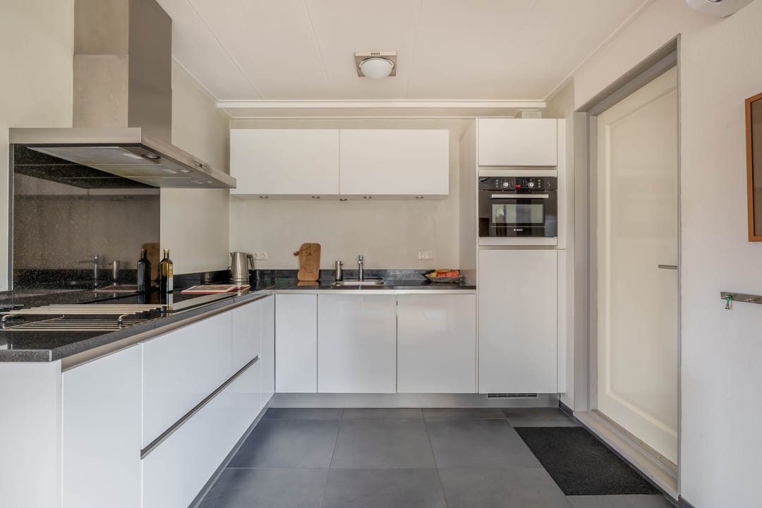 Foto 16 van Uitgang 8-B