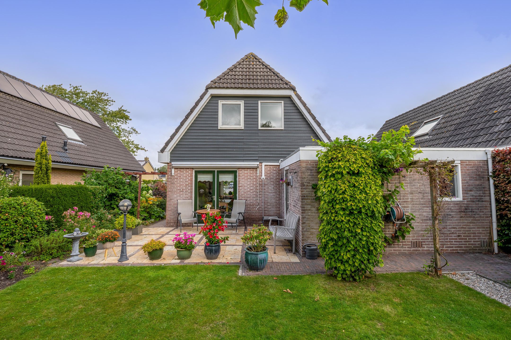 Foto 33 van Uitgang 8-B