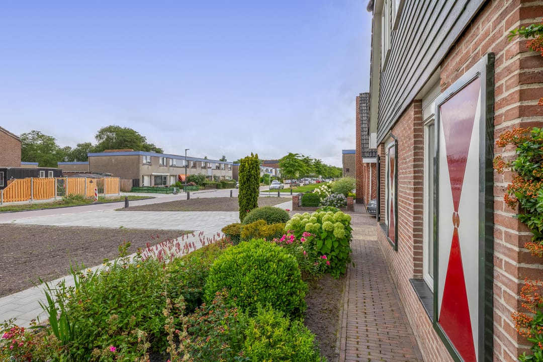 Foto 41 van Uitgang 8-B