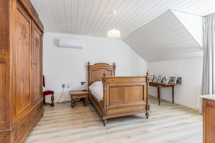 Foto 16 van Limburgerstraat 6