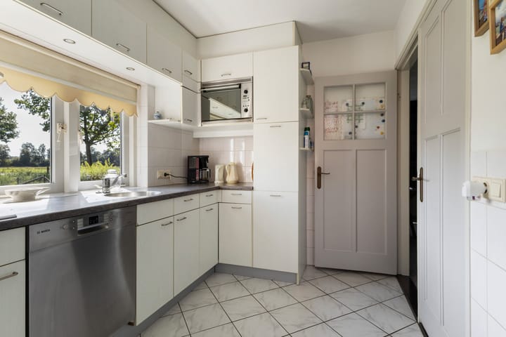 Foto 10 van Groeperweg 7