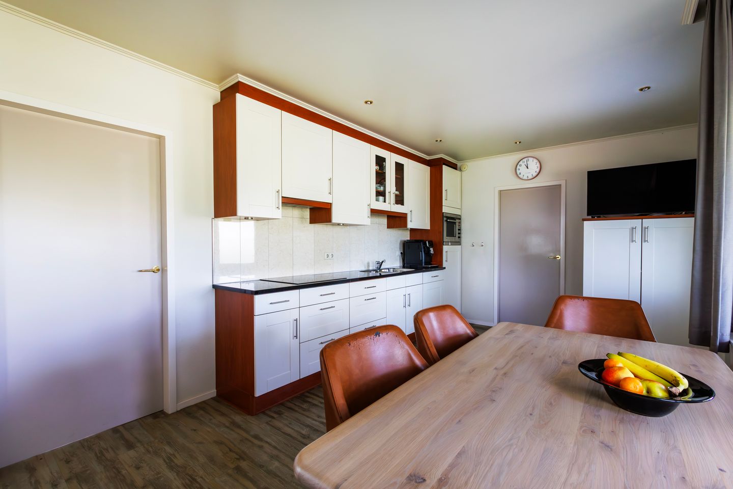 Foto 10 van Berendschotstraat 2