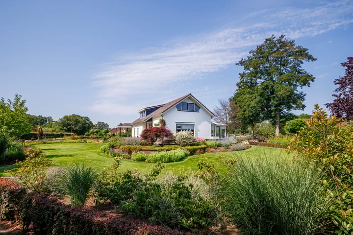 Photo 21 of Berendschotstraat 2