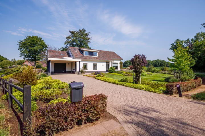 Photo 43 of Berendschotstraat 2