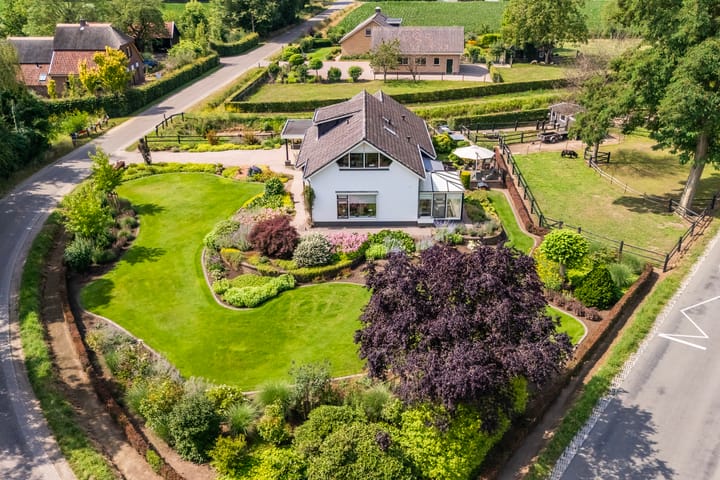 Photo 53 of Berendschotstraat 2