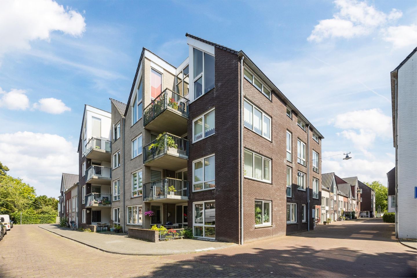 Foto 1 van Nagtglasstraat 48