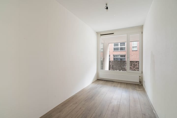 Foto 20 van Ceres 12