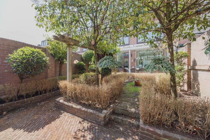 Photo 41 of van Galenstraat 25