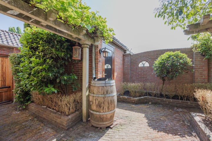 Photo 42 of van Galenstraat 25