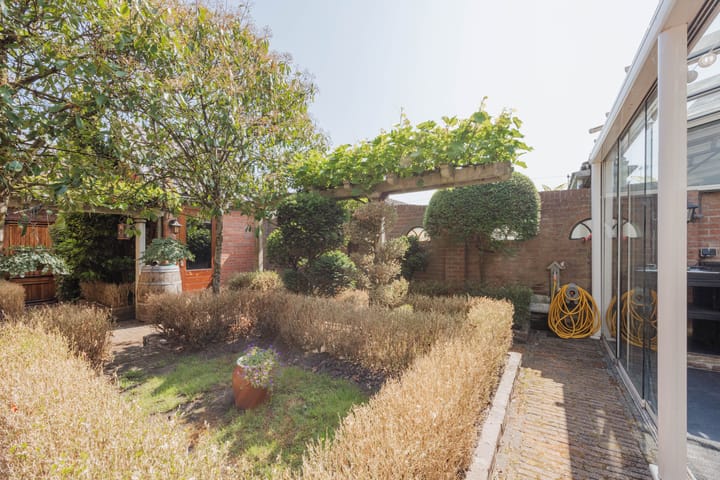 Photo 45 of van Galenstraat 25