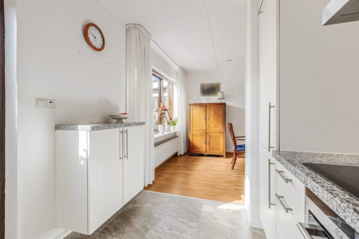 Photo 22 of Lage Zandsestraat 8