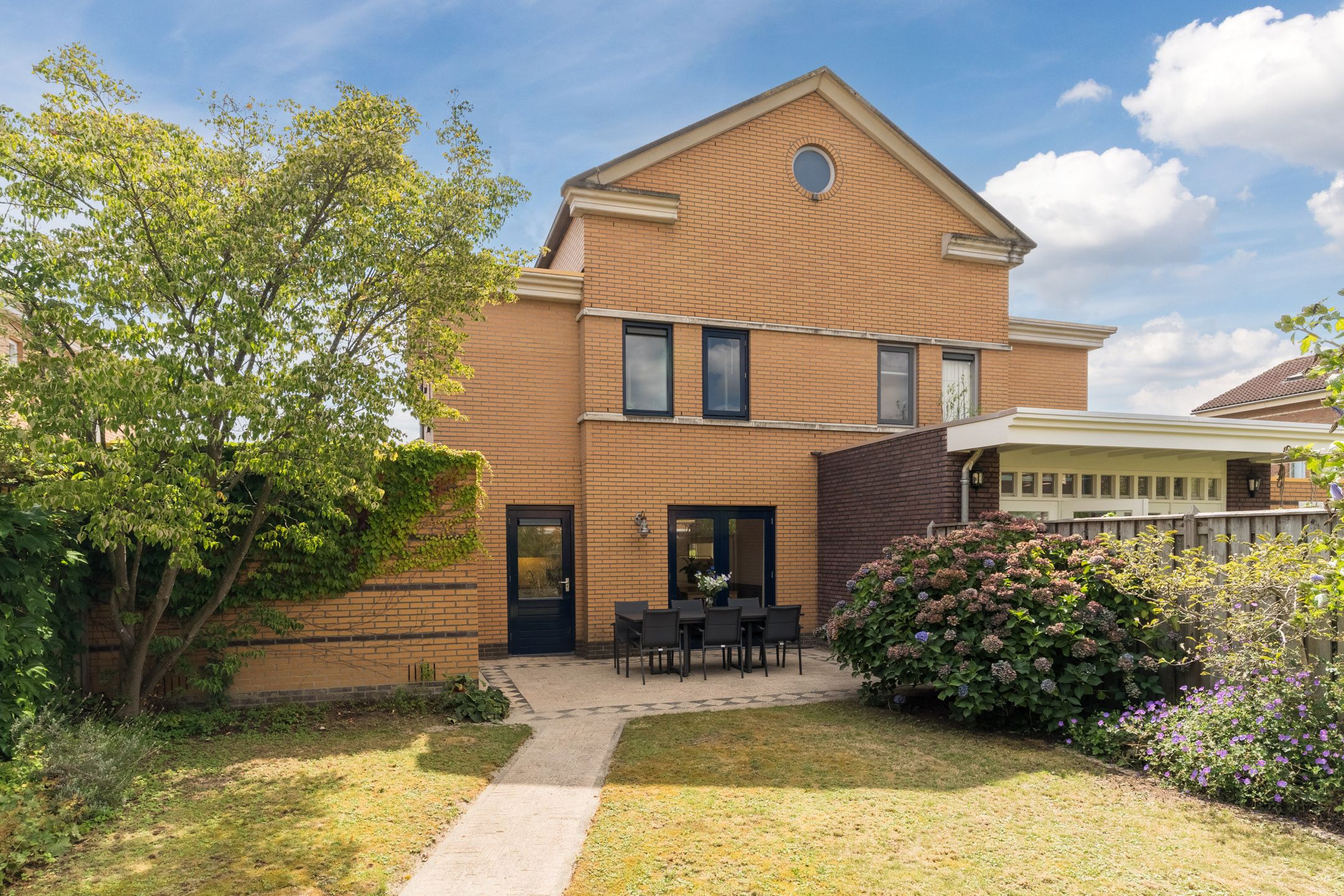 Foto 21 van Atilla 56