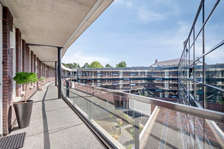 Foto 20 van Corneliusplein 97