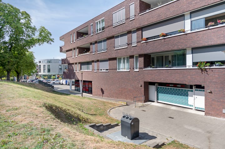 Foto 25 van Corneliusplein 97