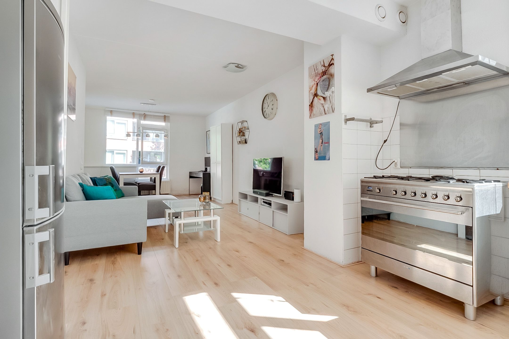 Foto 9 van Riouwstraat 14