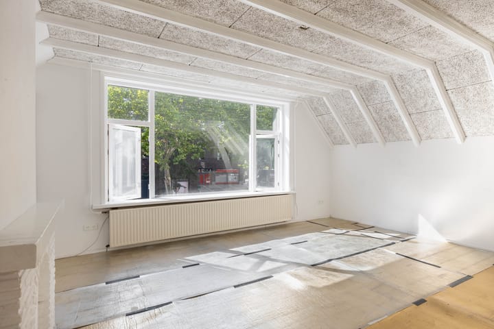 Photo 5 of Oostlaan 5-A