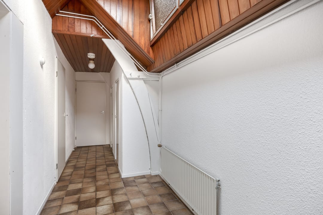 Photo 11 of Oostlaan 5-A