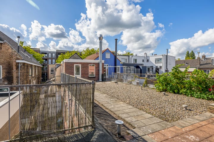 Foto 15 van Oostlaan 5-A