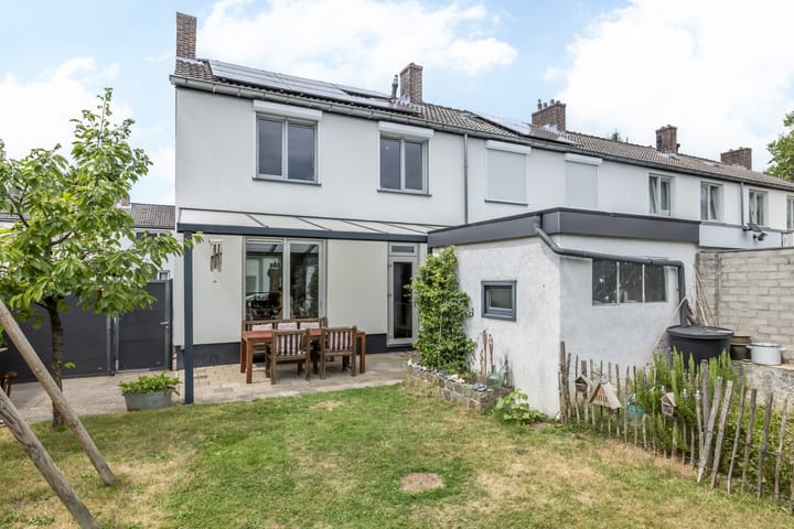 Foto 22 van Vrijdagstraat 7