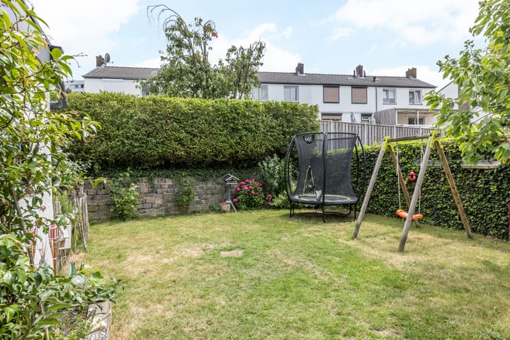 Foto 23 van Vrijdagstraat 7