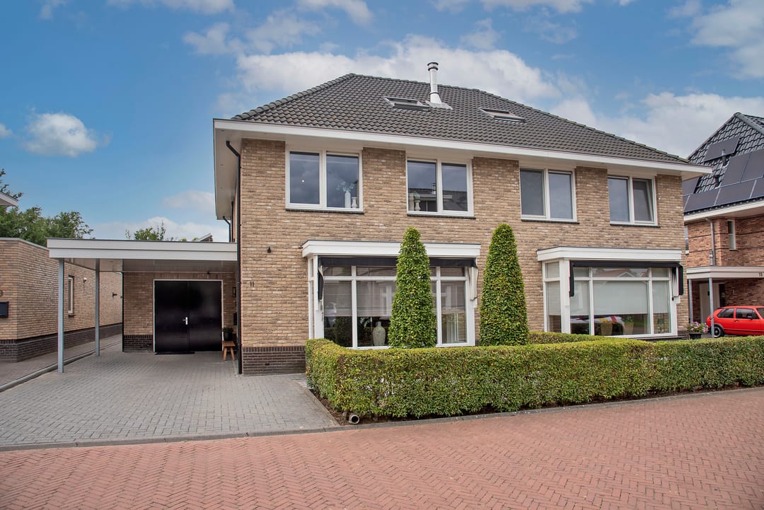 Photo 1 of Raanhuisstraat 11