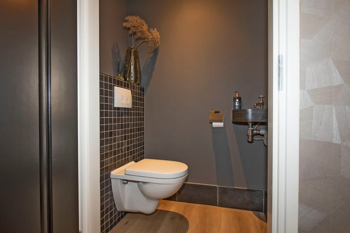 Photo 10 of Raanhuisstraat 11