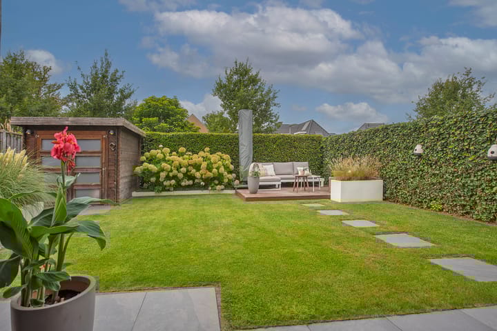 Photo 43 of Raanhuisstraat 11