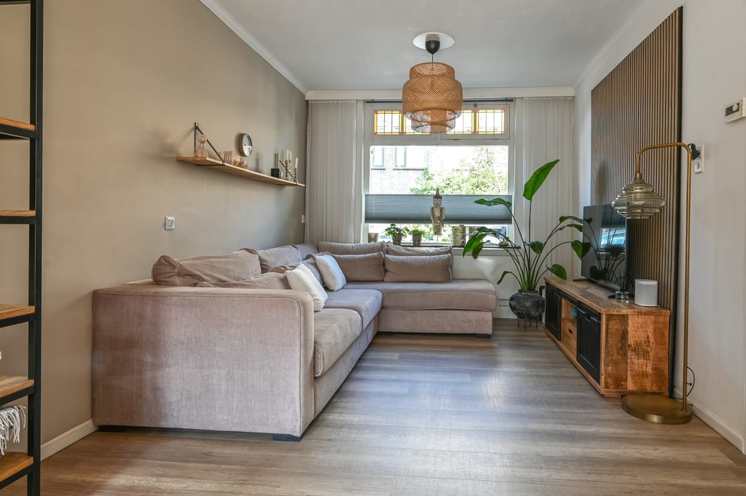 Photo 2 of Oranjeboomstraat 15