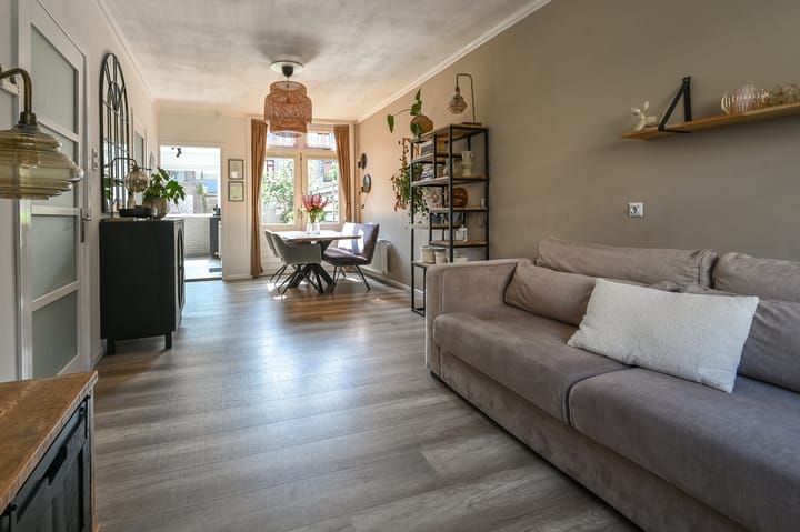 Photo 5 of Oranjeboomstraat 15