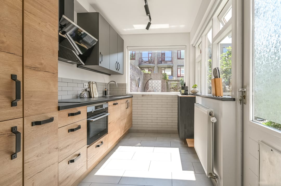 Photo 8 of Oranjeboomstraat 15