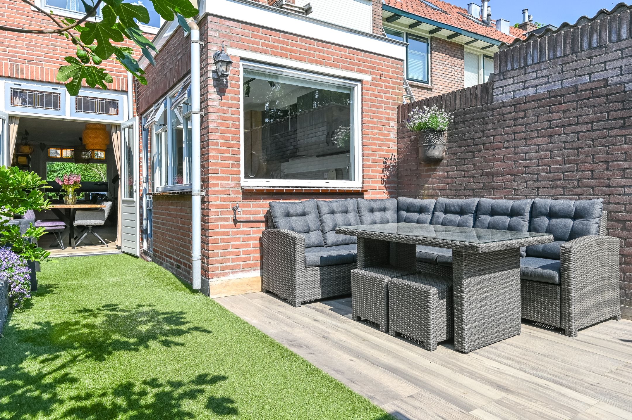 Photo 30 of Oranjeboomstraat 15