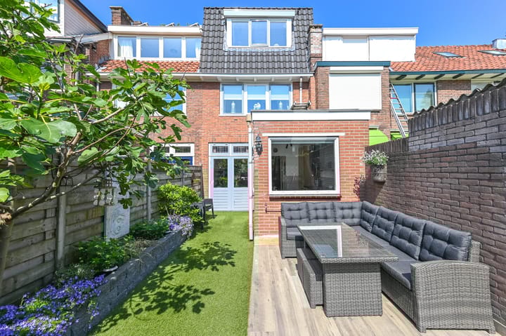 Photo 33 of Oranjeboomstraat 15