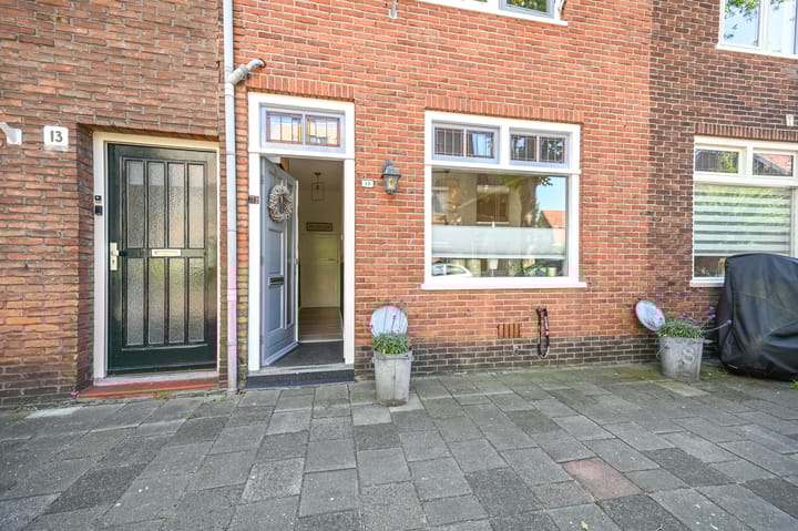 Photo 34 of Oranjeboomstraat 15