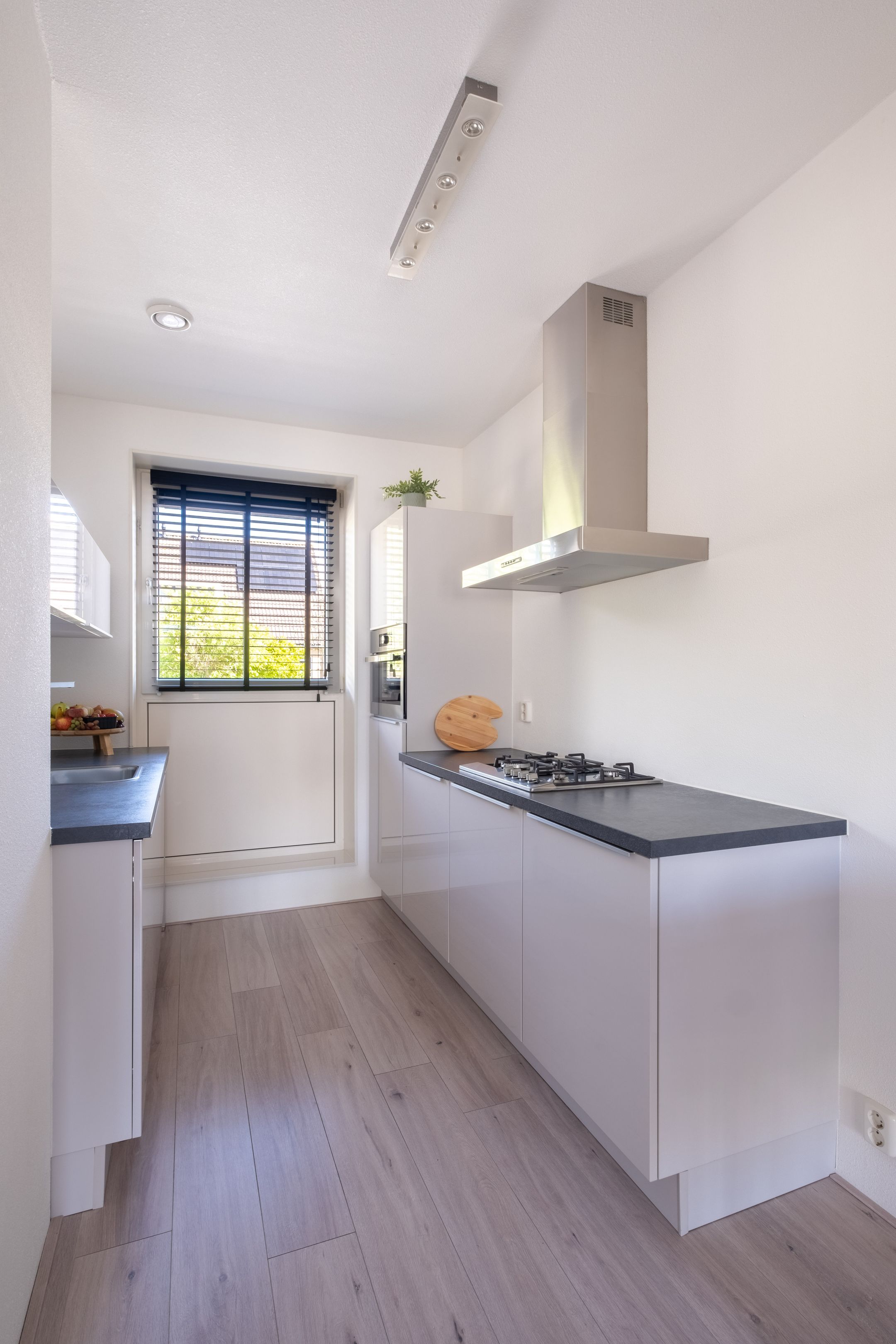 Photo 21 of Wieringerstraat 47