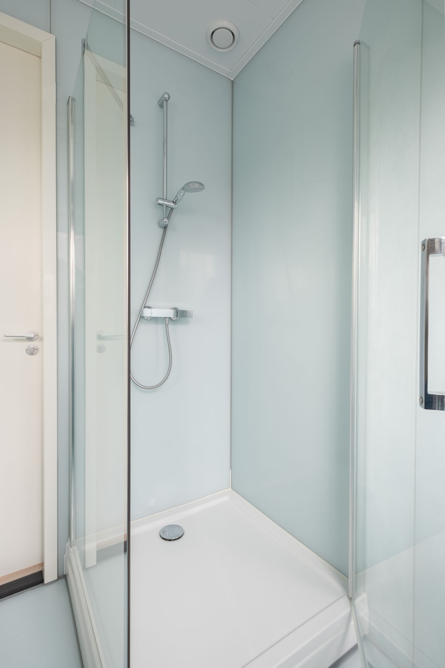 Photo 35 of Wieringerstraat 47