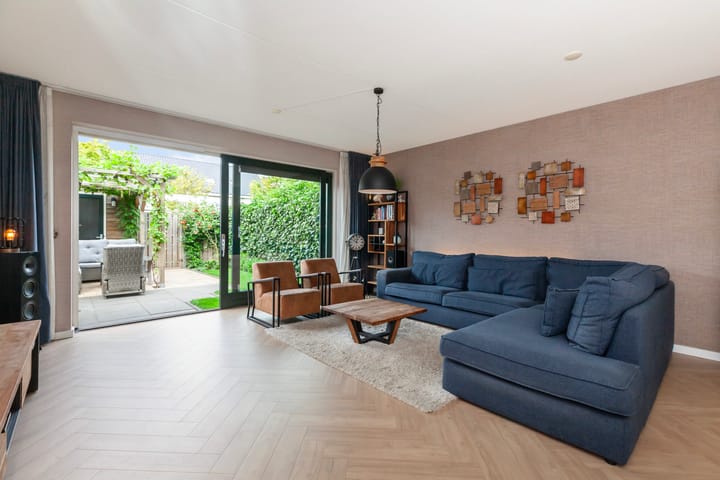 Foto 9 van Johan de Wittstraat 102