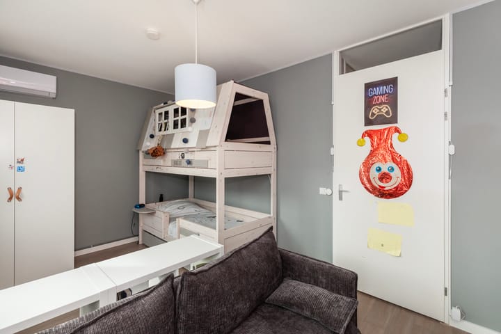 Foto 22 van Johan de Wittstraat 102