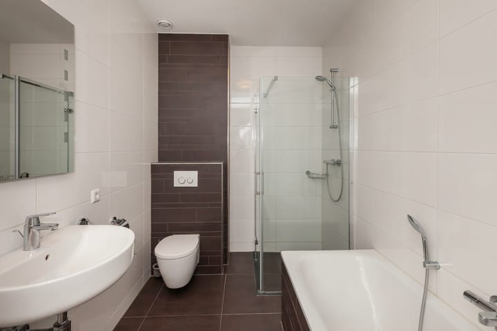 Foto 32 van Johan de Wittstraat 102