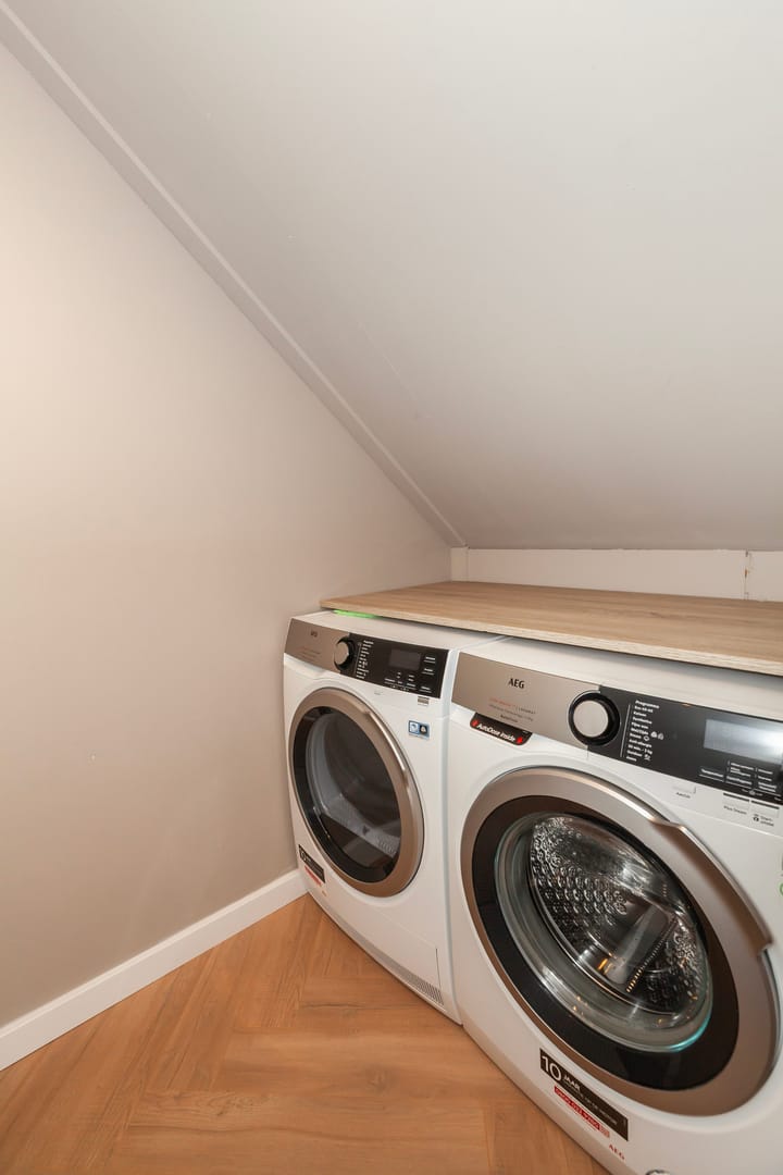 Foto 46 van Johan de Wittstraat 102