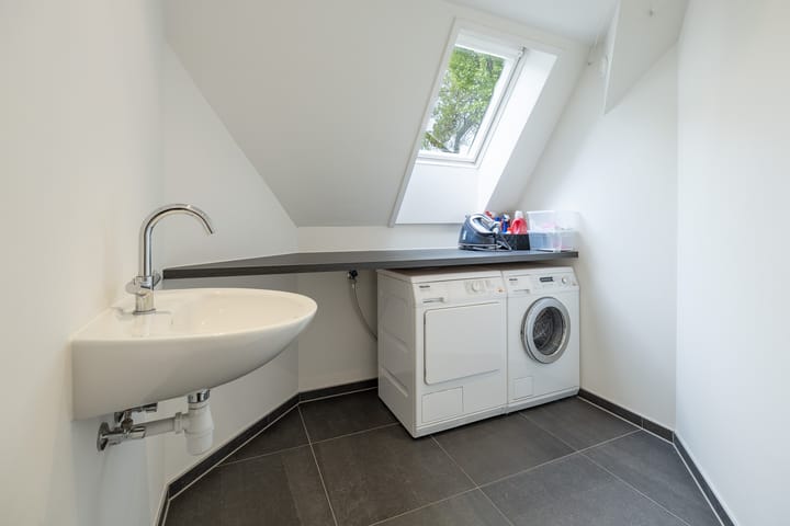 Photo 40 of Snelliuslaan 8