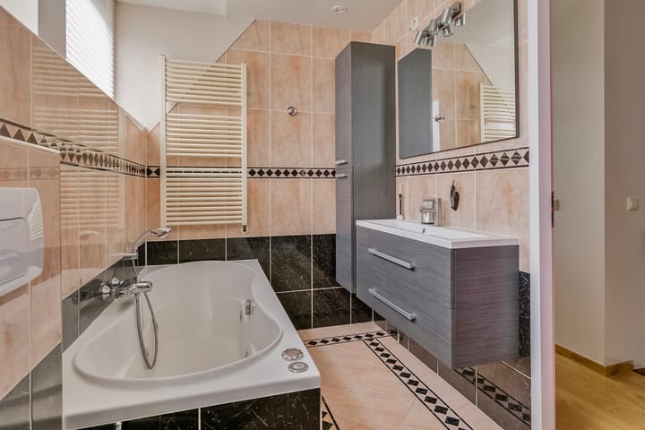 Photo 6 of Zonzijde 2